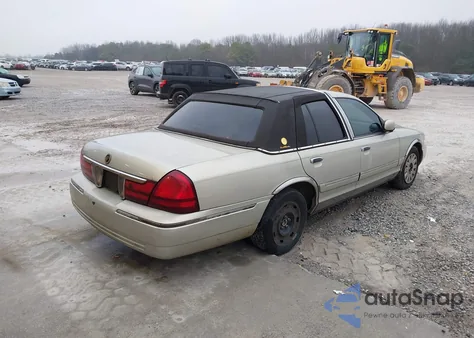 2003 Mercury Grand Marquis Gs z USA, uszkodzony, nr VIN 2MEFM74W63X668556